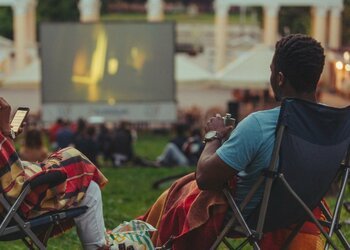 Ciné Zétwal : le cinéma en plein air revient au Moule !