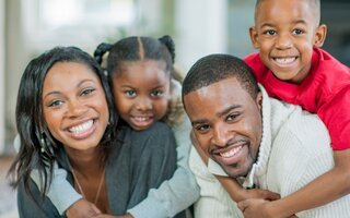 Participez aux ateliers numériques en famille !